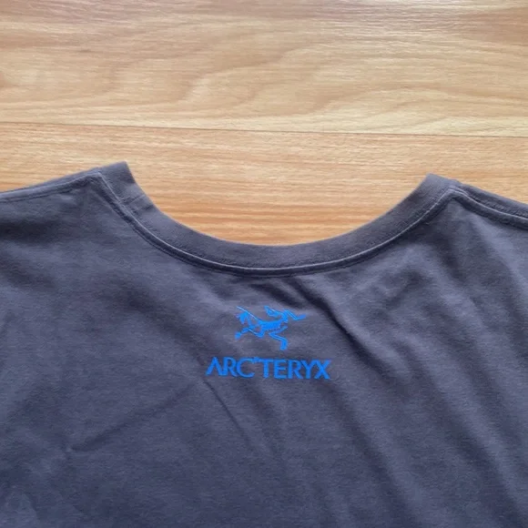Arcteryx short sleeve t shirt XL - Picture 2 of 3